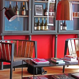 Hotel Courtille De Solutre